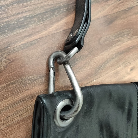 Jimmy Choo Black Leather And Suede Marin Oversized Wristlet Clutch - Picture 7 of 8